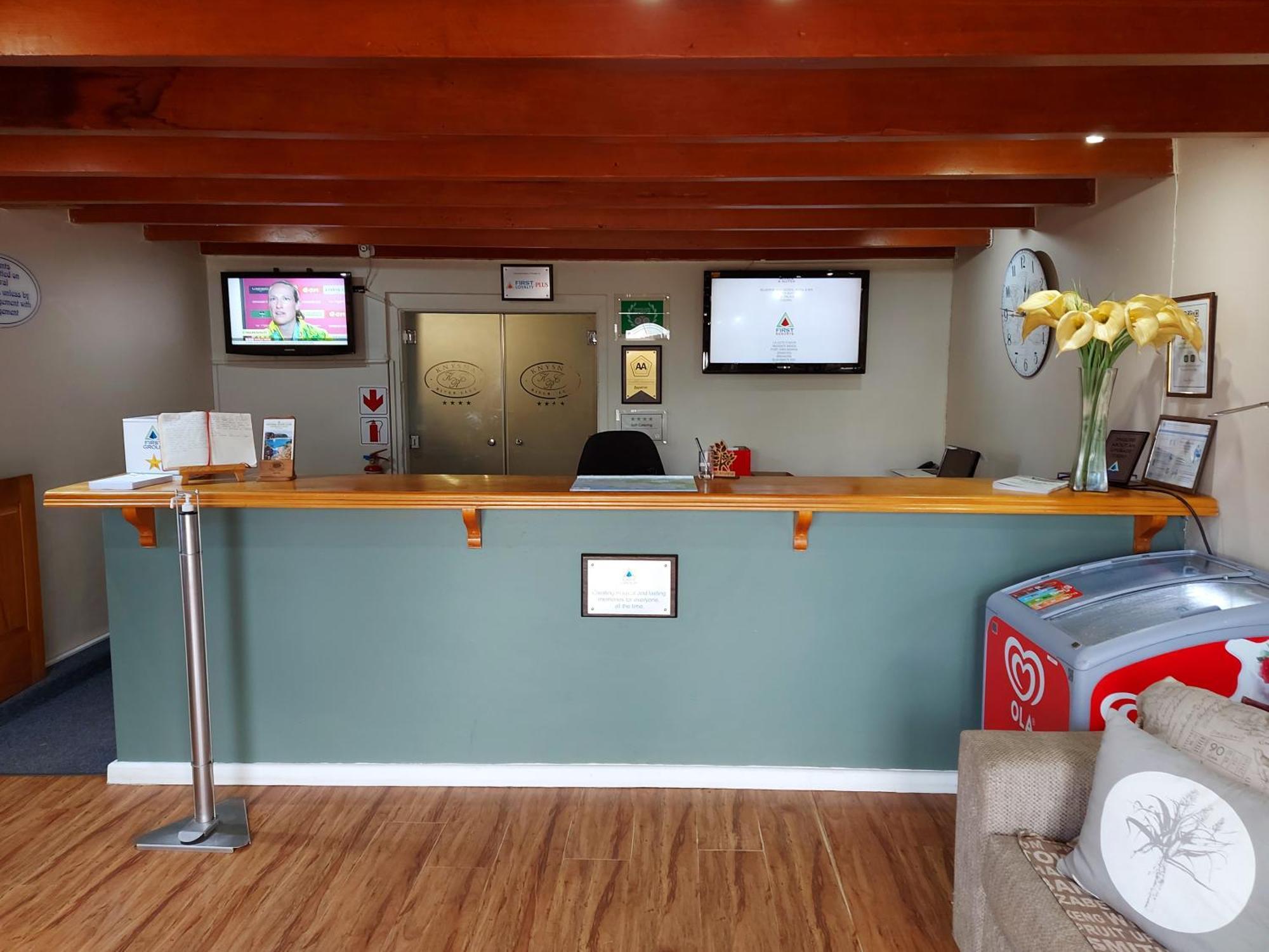Knysna River Club By First Private Stays Exterior photo